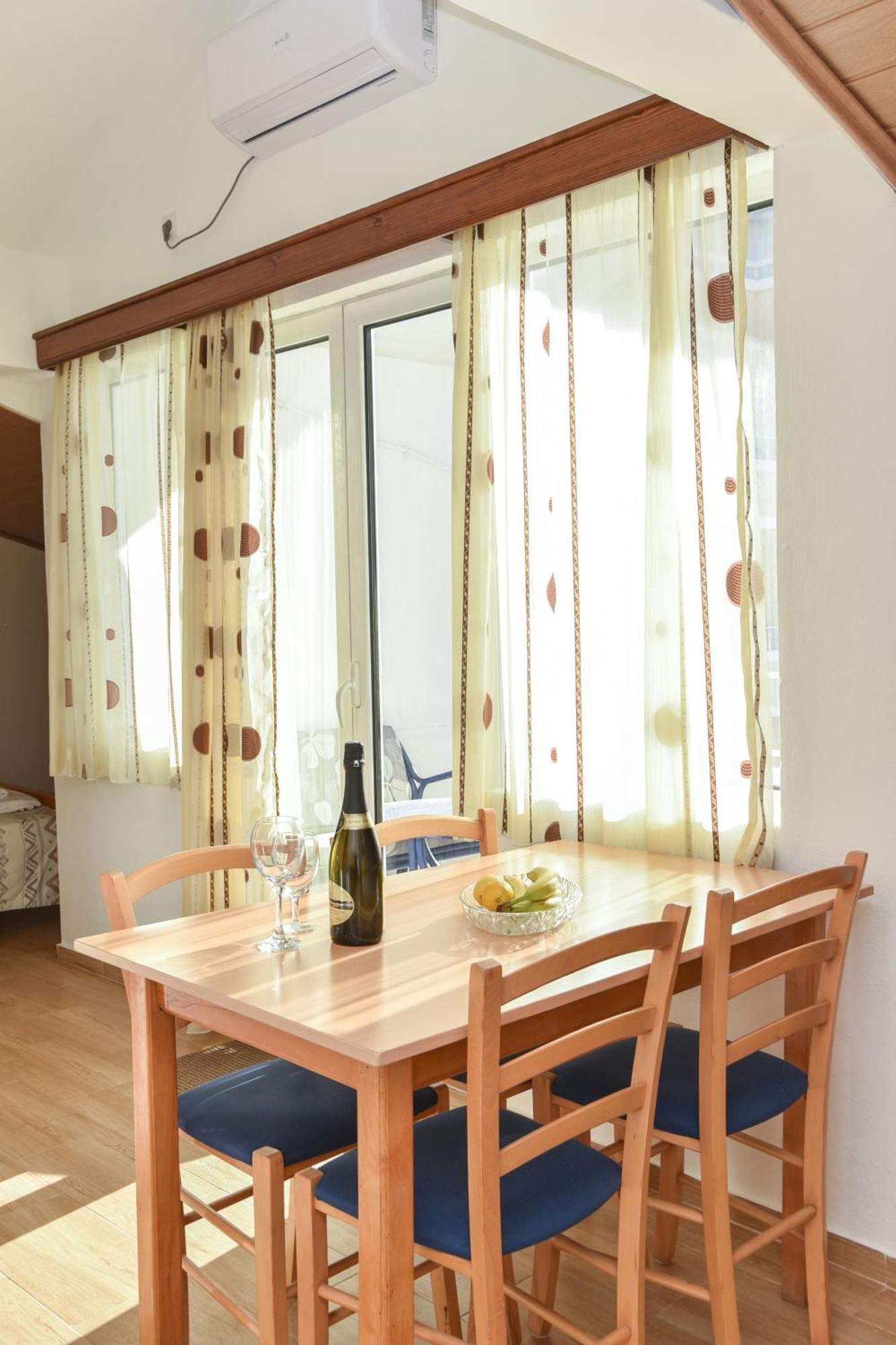 בודווה Apartments Milos Kaladjurdjevic מראה חיצוני תמונה