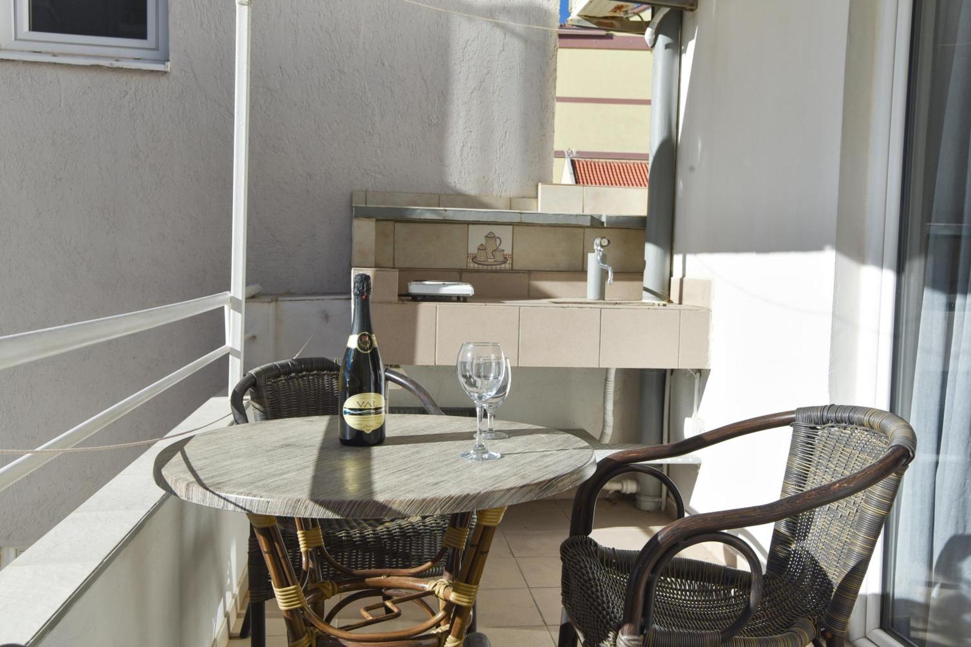 בודווה Apartments Milos Kaladjurdjevic מראה חיצוני תמונה
