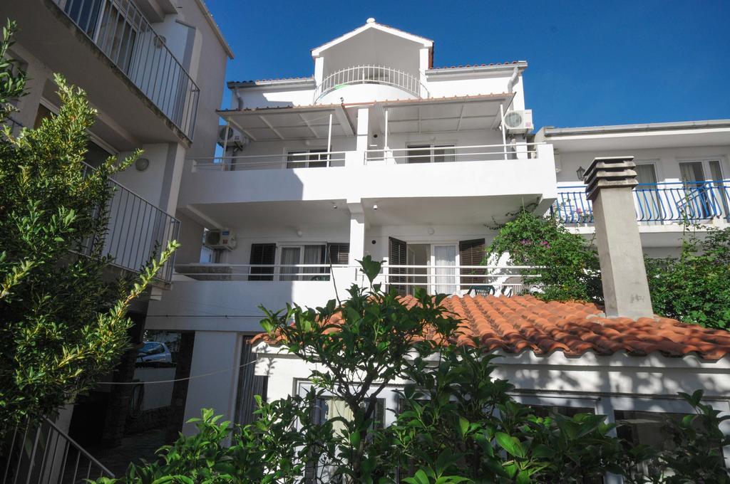 בודווה Apartments Milos Kaladjurdjevic מראה חיצוני תמונה